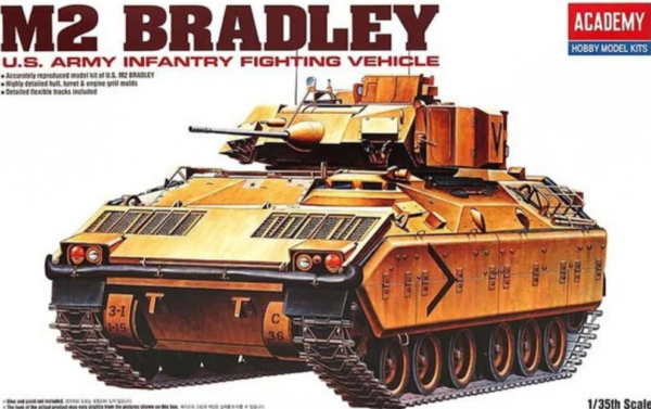Academy 13237 M2 Bradley 1/35